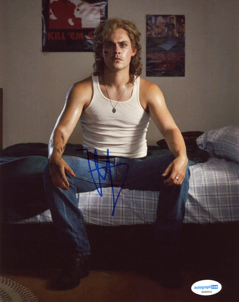 Dacre Montgomery Stranger Things Signed Autograph 8x10 Photo ACOA