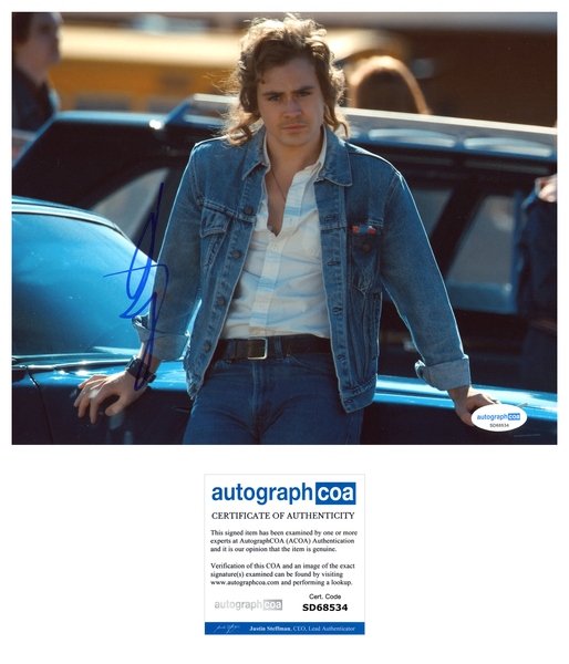 Dacre Montgomery Stranger Things Signed Autograph 8x10 Photo ACOA