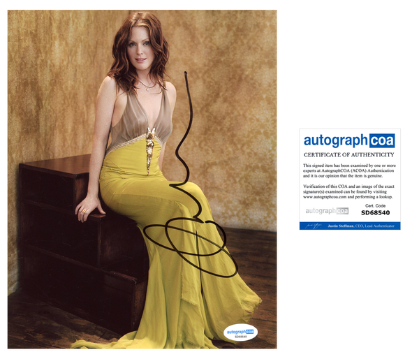 Julianne Moore Sexy Signed Autograph 8x10 Photo ACOA
