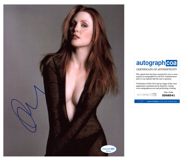 Julianne Moore Sexy Signed Autograph 8x10 Photo ACOA