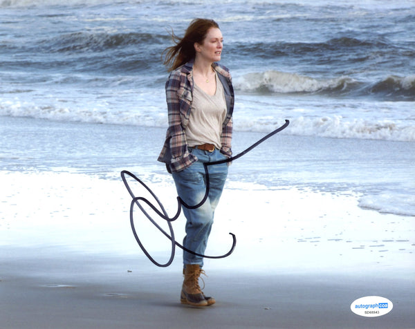 Julianne Moore Sexy Signed Autograph 8x10 photo ACOA