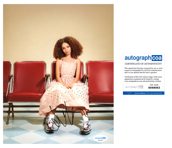 Nico Parker Sexy Signed Autograph 8x10 Photo ACOA