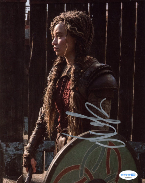 Nico Parker How to Train Dragon Signed Autograph 8x10 Photo ACOA