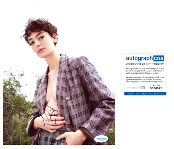 Brigette Lundy Paine Signed Autograph 8x10 Photo ACOA - Outlaw Hobbies Authentic Autographs