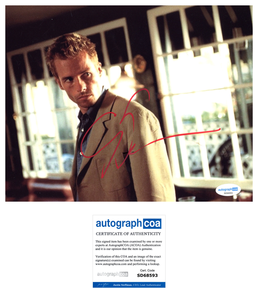 Guy Pearce Memento Signed Autograph 8x10 Photo ACOA