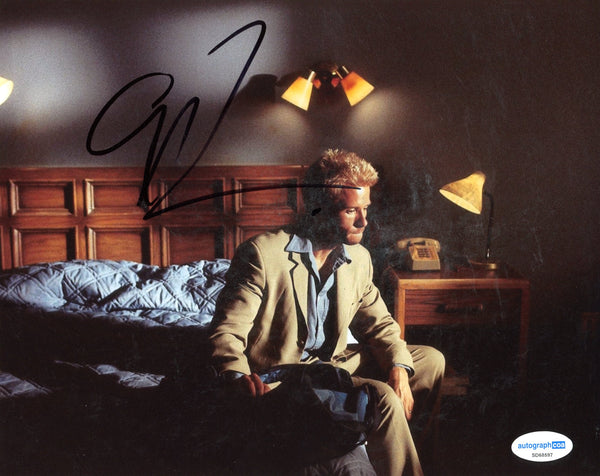 Guy Pearce Memento Signed Autograph 8x10 Photo ACOA