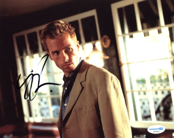 Guy Pearce Memento Signed Autograph 8x10 Photo ACOA