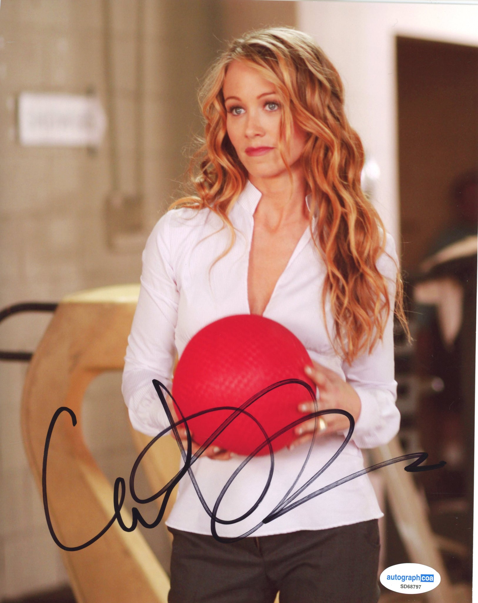 Christine Taylor Dodgeball Signed Autograph 8x10 Photo ACOA