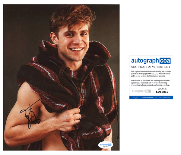 Leo Woodall One Day Signed Autograph 8x10 Photo ACOA