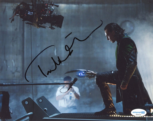 Tom Hiddleston Avengers Signed Autograph 8x10 Photo ACOA