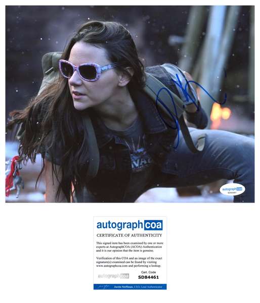 Dafne Keen Deadpool Signed Autograph 8x10 Photo ACOA