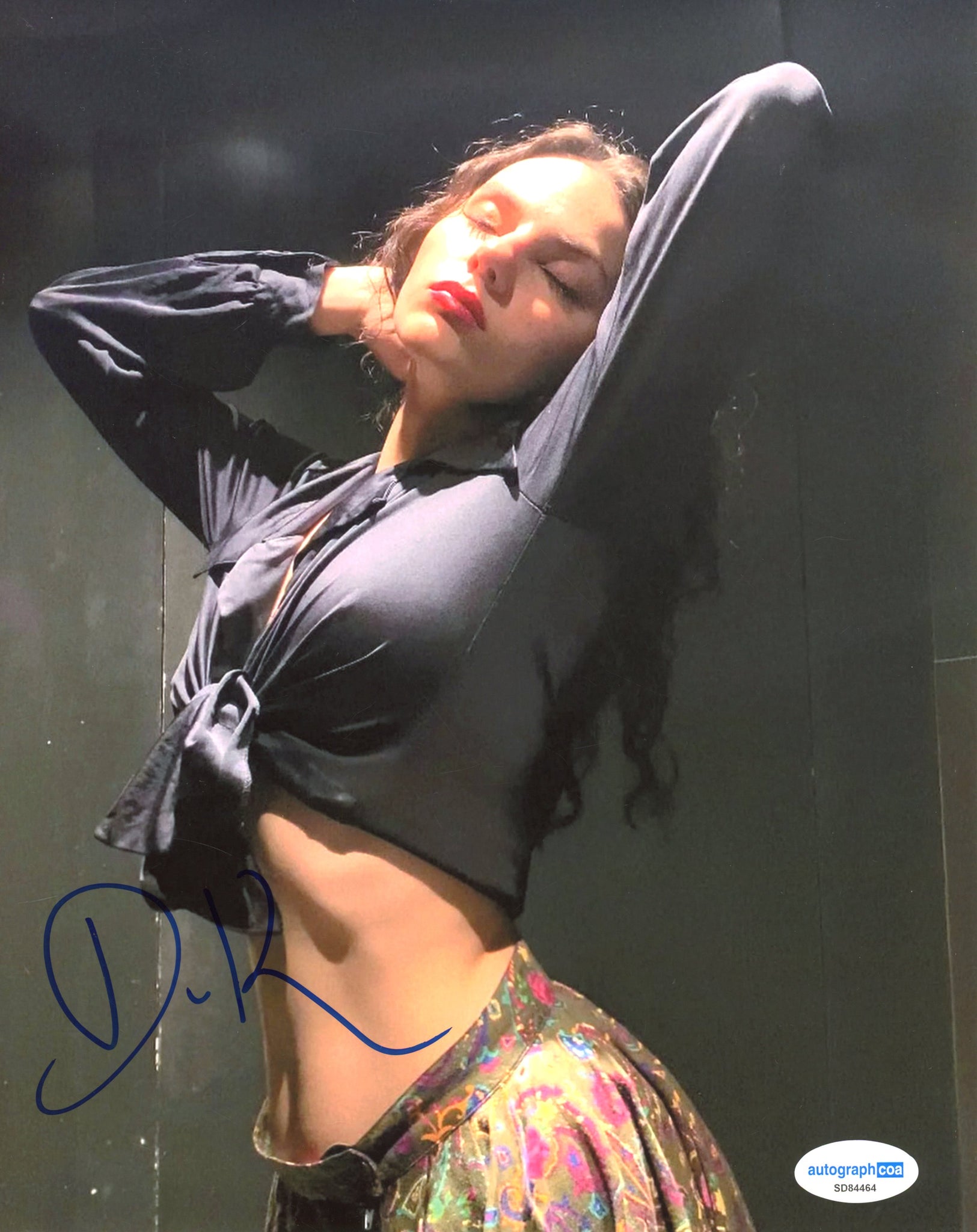 Dafne Keen Sexy Signed Autograph 8x10 Photo ACOA