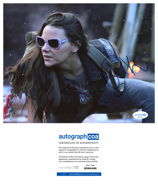 Dafne Keen Deadpool Signed Autograph 8x10 Photo ACOA