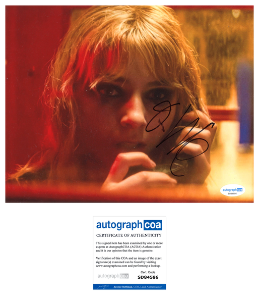 Thomasin McKenzie Sexy Signed Autograph 8x10 Photo ACOA