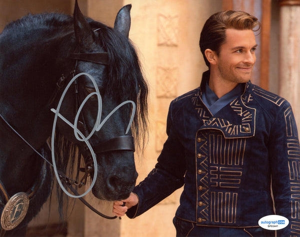 Jonathan Bailey Wicked Signed Autograph 8x10 Photo ACOA