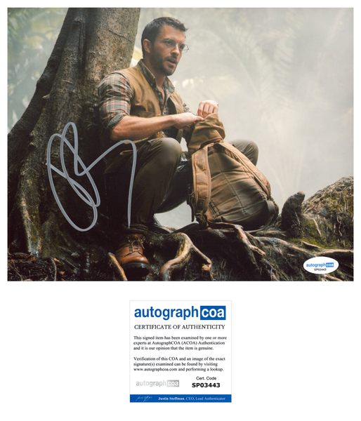 Jonathan Bailey Jurassic World Signed Autograph 8x10 Photo ACOA