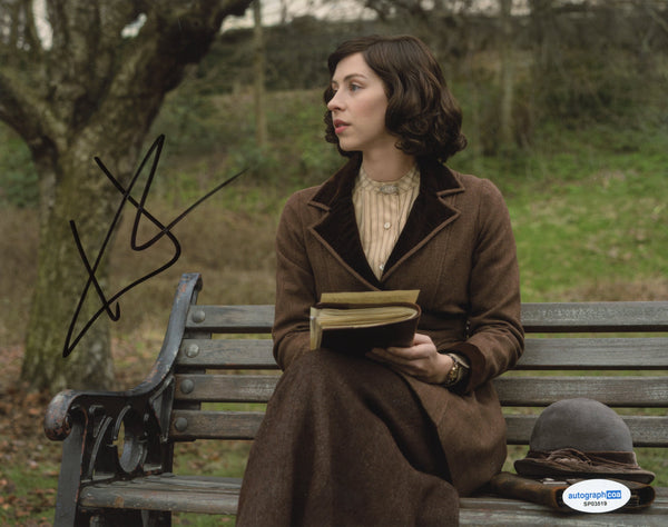 Hermione Corfield Blood of my Blood Signed Autograph 8x10 Photo ACOA