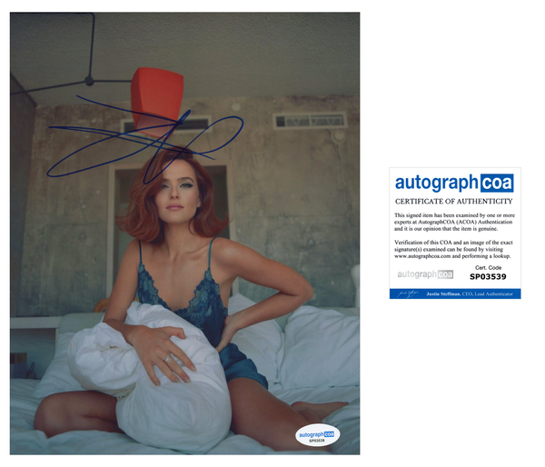 Zoey Deutch Sexy Signed Autograph 8x10 Photo ACOA