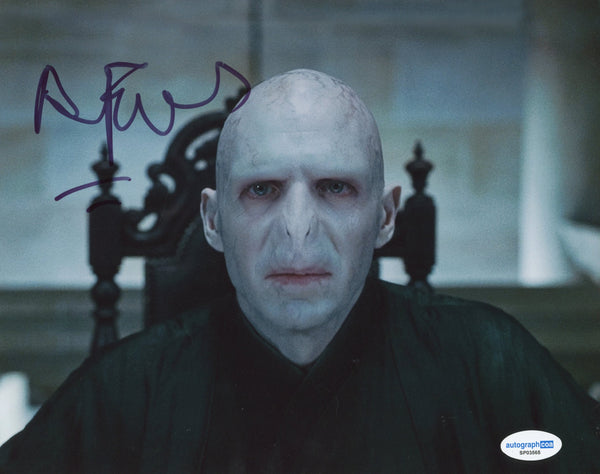 Ralph Fiennes Harry Potter Signed Autograph 8x10 Photo ACOA