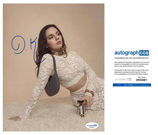 Dafne Keen Sexy Signed Autograph 8x10 Photo ACOA