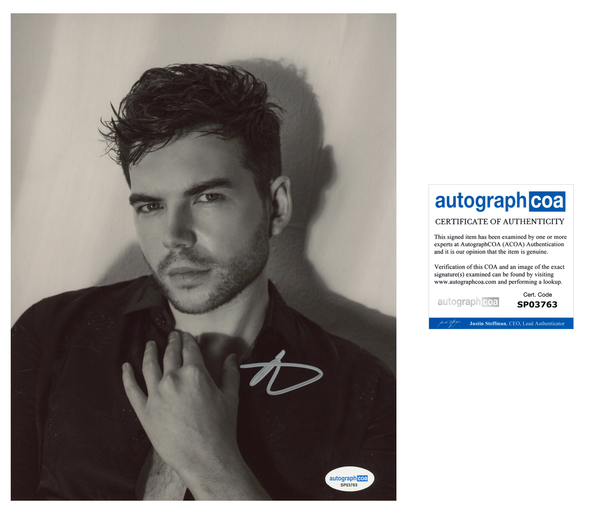 Luke Newton Bridgerton Signed Autograph 8x10 Photo ACOA