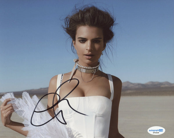 Emily Ratajkowski Sexy Signed Autograph 8x10 Photo ACOA
