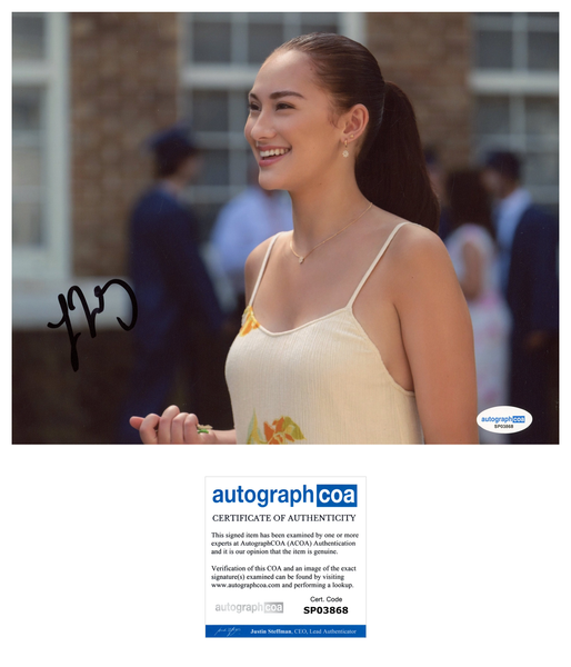 Lola Tung The Summer I Turned Pretty Signed Autograph 8x10 Photo ACOA