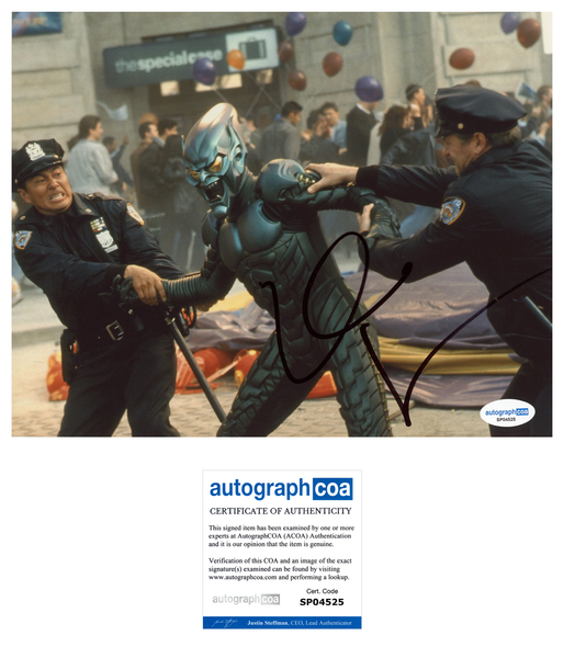 Willem Dafoe Spider-Man Signed Autograph 8x10 photo ACOA - Outlaw Hobbies Authentic Autographs