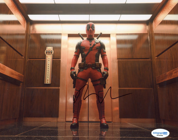 Ryan Reynolds Deadpool Signed Autograph 8x10 Photo ACOA