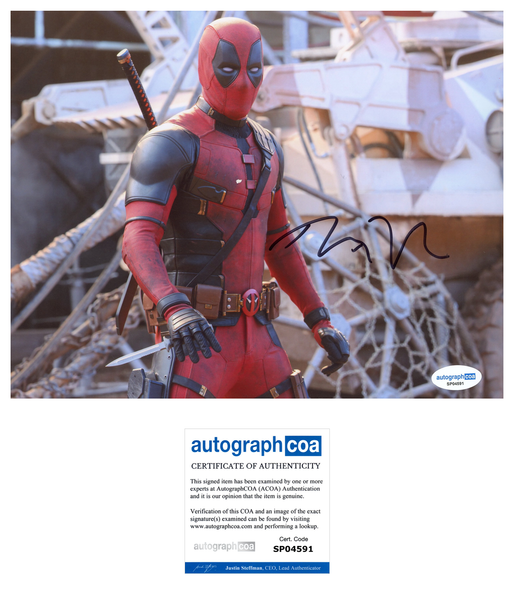 Ryan Reynolds Deadpool Signed Autograph 8x10 Photo ACOA