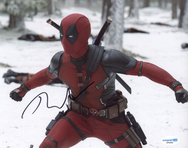 Ryan Reynolds Deadpool Signed Autograph 8x10 Photo ACOA
