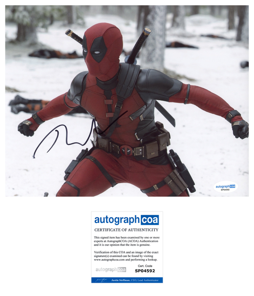Ryan Reynolds Deadpool Signed Autograph 8x10 Photo ACOA