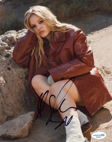 Maisy Stella My Old Ass Signed Autograph 8x10 Photo ACOA