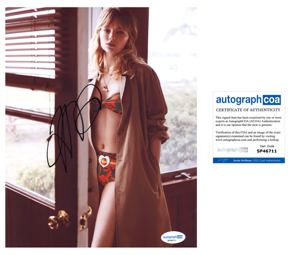 Haley Bennett Sexy Signed Autograph 8x10 Photo ACOA