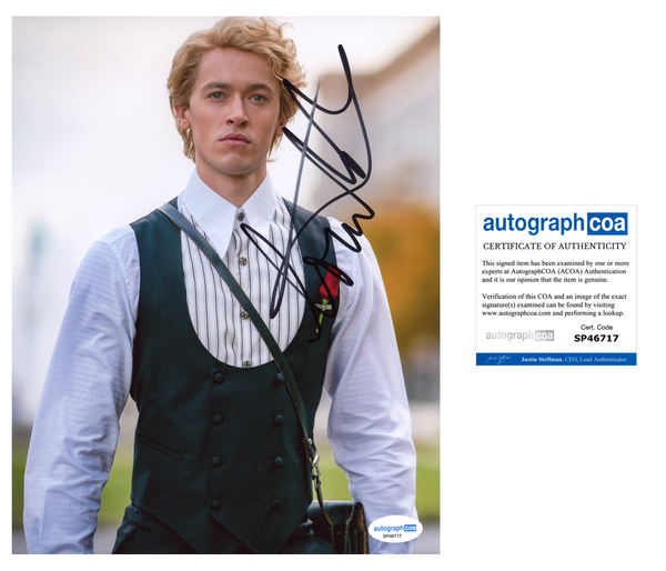 Tom Blyth Hunger Games Autograph 8x10 Photo ACOA