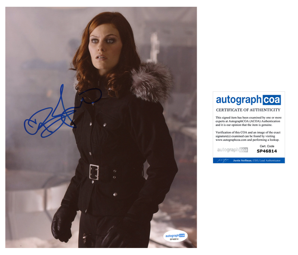 Cassidy Freeman Smallville Signed Autograph 8x10 Photo ACOA