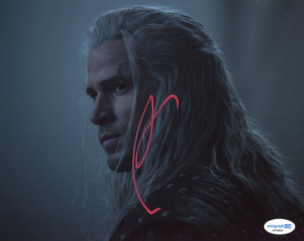 Liam Hemsworth Witcher Signed Autograph 8x10 Photo ACOA