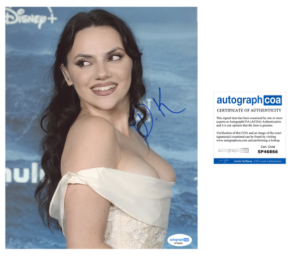 Dafne Keen Sexy Signed Autograph 8x10 Photo ACOA