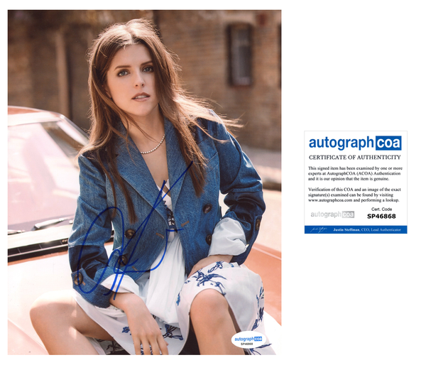 Anna Kendrick Sexy Signed Autograph 8x10 Photo ACOA