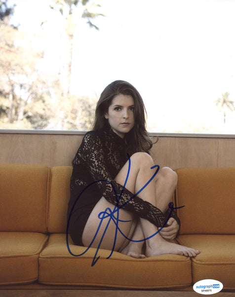 Anna Kendrick Sexy Signed Autograph 8x10 Photo ACOA