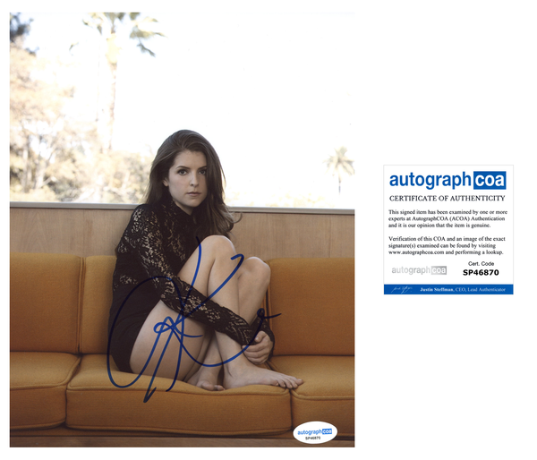 Anna Kendrick Sexy Signed Autograph 8x10 Photo ACOA