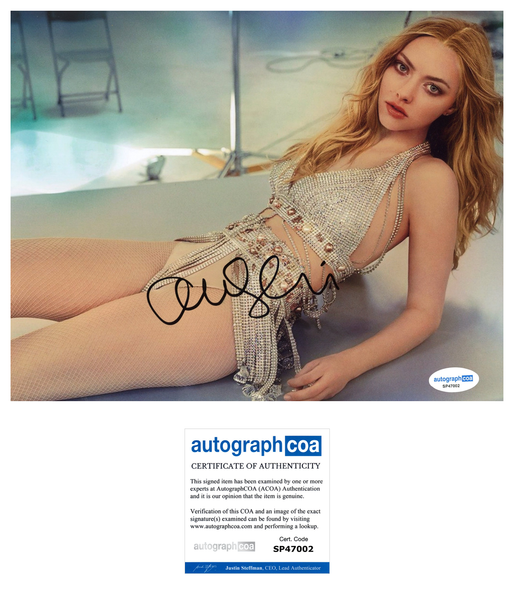 Amanda Seyfried Sexy Signed Autograph 8x10 Photo ACOA