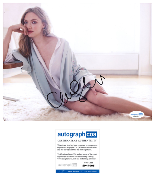 Amanda Seyfried Sexy Signed Autograph 8x10 Photo ACOA