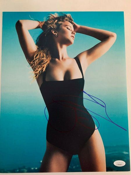 Jennifer Lawrence Sexy Signed Autograph 11x14 JSA COA