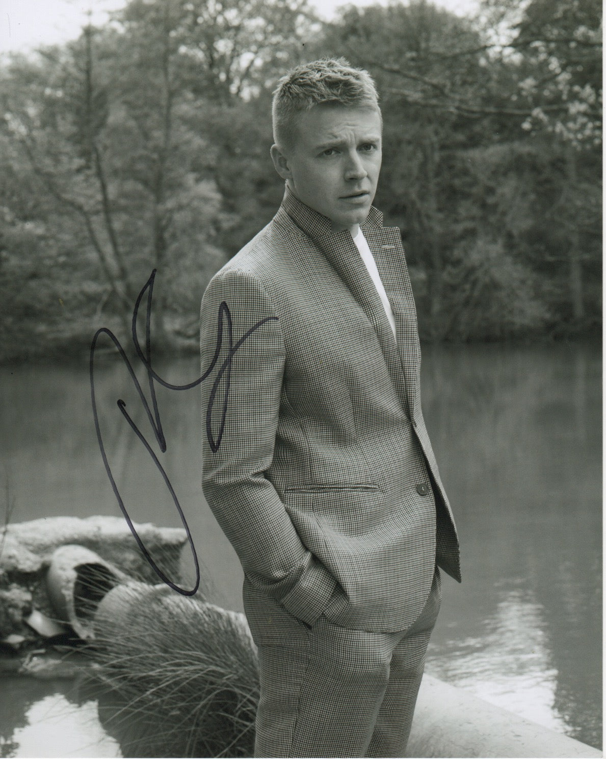 Jack Lowden Signed Autograph 8x10 Photo #2 - Outlaw Hobbies Authentic Autographs