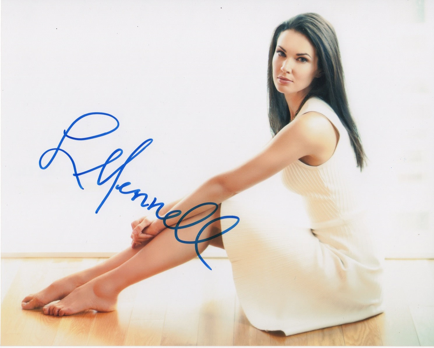 Laura Mennell Sexy Autograph Signed 8x10 Photo #5 - Outlaw Hobbies Authentic Autographs