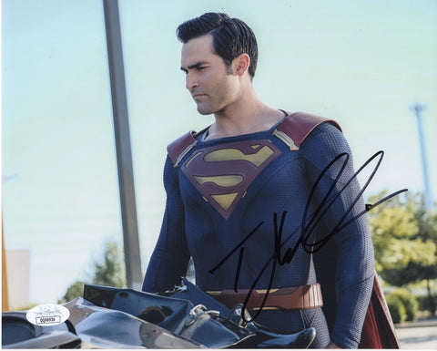 Tyler Hoechlin Superman and Lois Signed Autograph 8x10 Photo JSA COA