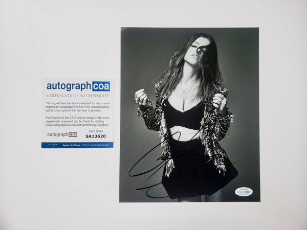 Anna Kendrick Sexy Signed Autograph 8x10 Photo #2 - Outlaw Hobbies Authentic Autographs