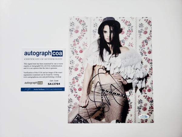 Sofia Boutella Sexy Signed Autograph 8x10 Photo ACOA #7 - Outlaw Hobbies Authentic Autographs