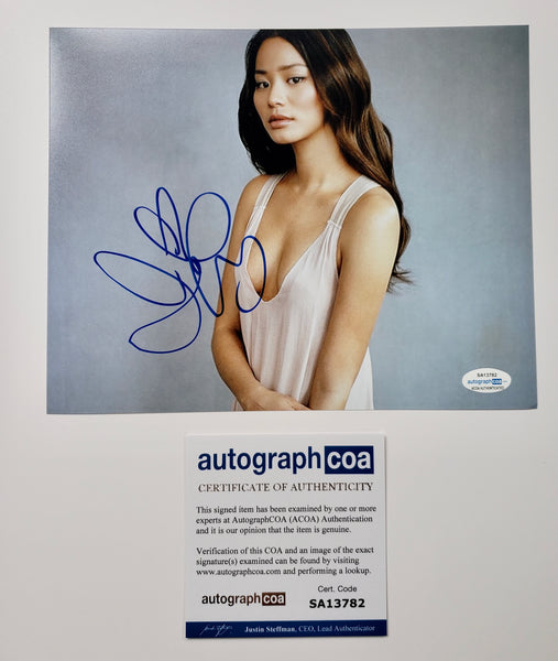 Jamie Chung Sexy Signed Autograph 8x10 Photo ACOA #6 - Outlaw Hobbies Authentic Autographs